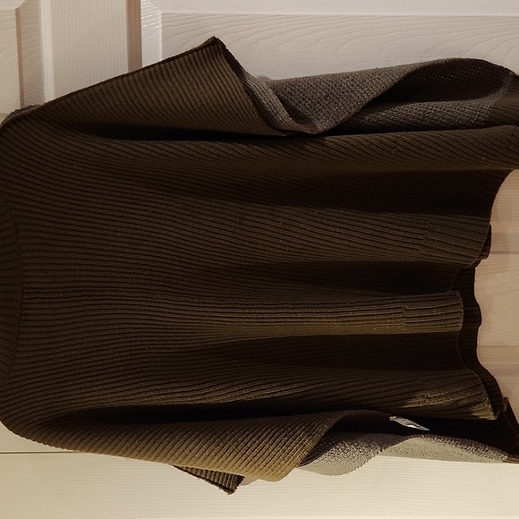 WILFRED FREE wellsh turtleneck 100% wool poncho sweater two tone colors - Picture 3 of 5